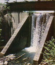 
This old spillway has the potential for a hydroelectric power installation.
